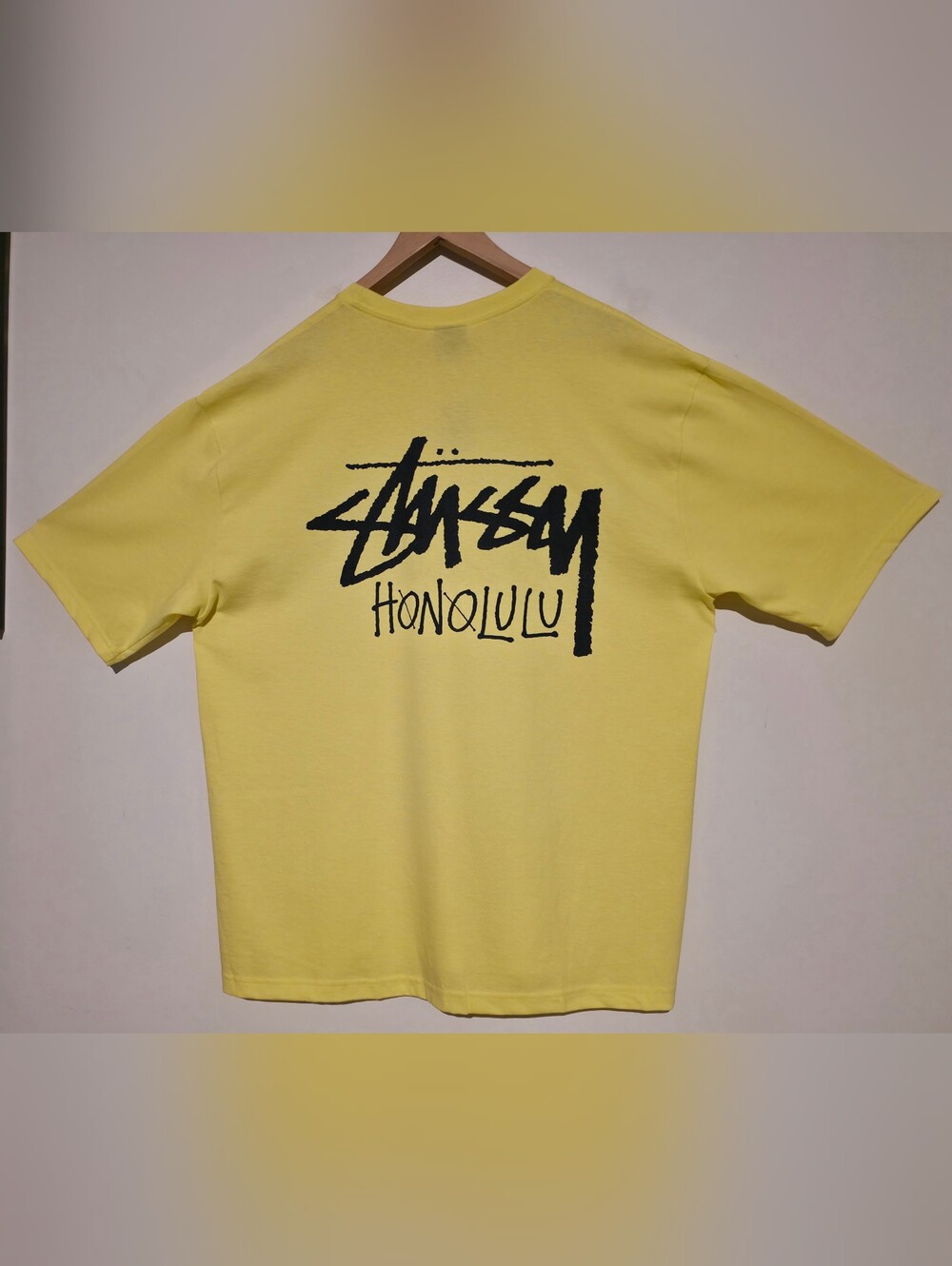 Stussy Honolulu T-Shirt LIMITED LEMON Size XL NWT